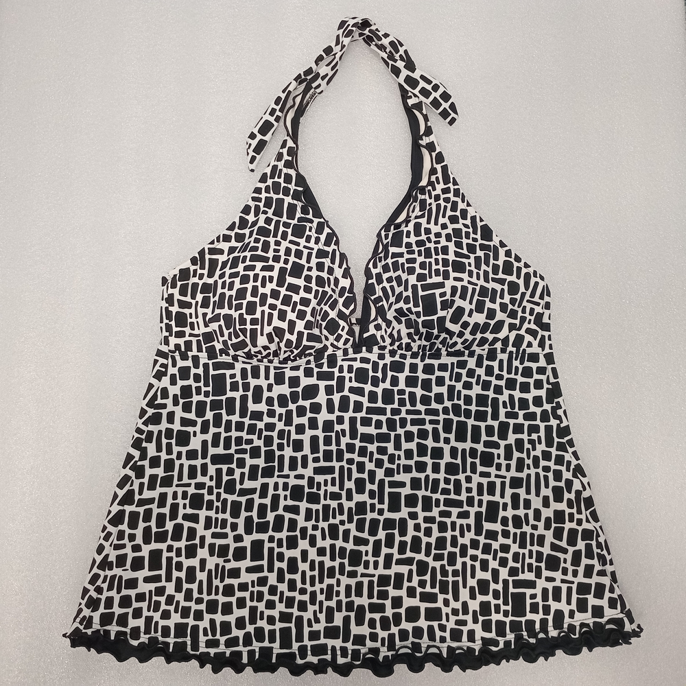 Black and White Halter Swimsuit Tankini Top NWOT Plus Size 16